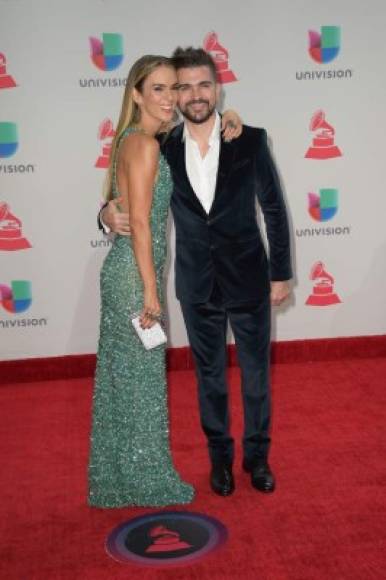 Juanes y su esposa Karen