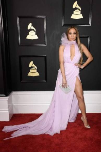 LOS ANGELES, CA - FEBRUARY 12: Singer/actor Jennifer Lopez attends The 59th GRAMMY Awards at STAPLES Center on February 12, 2017 in Los Angeles, California. Frazer Harrison/Getty Images/AFP