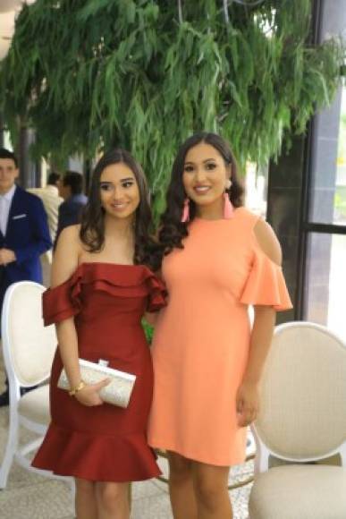 Larissa Torres e Isabella Carpio.