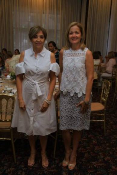 Lorena Rodríguez y Jeannette Uclés.