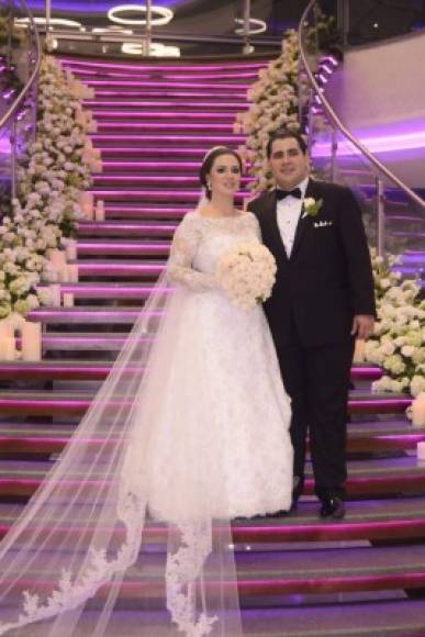 Giordanna Kafati y Guillermo Orellana, una de las bodas más fastuosas de 2017 en San Pedro Sula.