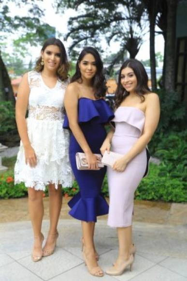 Gaby Nodarse, Adri Orjuela y Alexa Banegas.