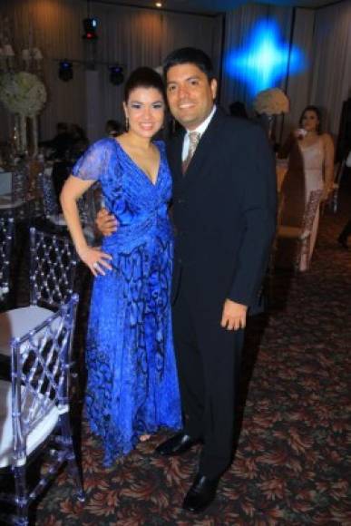 Andrea y Gerardo Sarmiento.