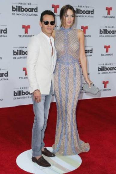 Marc Anthony y Shannon de Lima en la alfombra roja de los Premios Billboard 2016.
