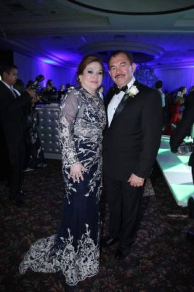 Maribel y Jorge Alvarenga.