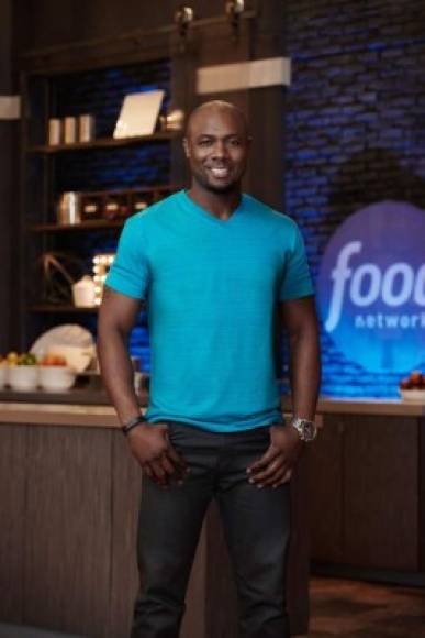 4- De jugador de futbol americano, Eddie Jackson (37) pasó a chef tras participar en el reality show Food Network Star, donde mostró talento en gastronomía caribeña. Hoy es cocinero de tiempo completo.<br/>