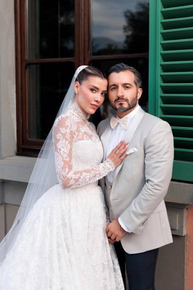 La hija de Luis Miguel y <b>Stephanie Salas </b>se comprometió con el empresario en mayo del 2023. Ambos se juraron amor eterno en Italia el pasado fin de semana.