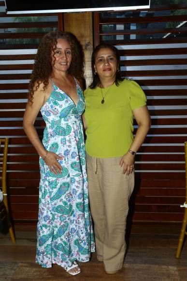 Yadira Menjivar y Fabiola Moreira