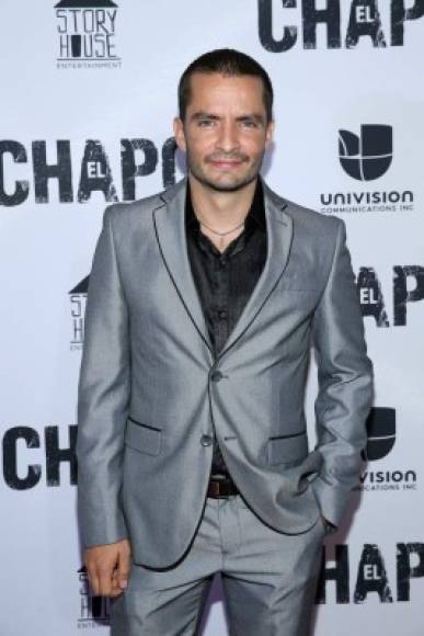 Juan Carlos Olivas, conocido por interpretar al 'Güero' en la serie 'El Chapo', murió de cáncer el 26 de abril de 2018. Tenía 34 años.<br/>