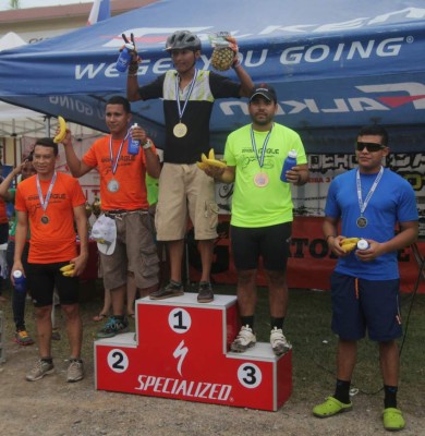 Jorge Torres gana el Nacional de ciclismo