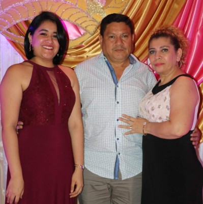 Fiesta de 15 años para Ninel Caballero Flores