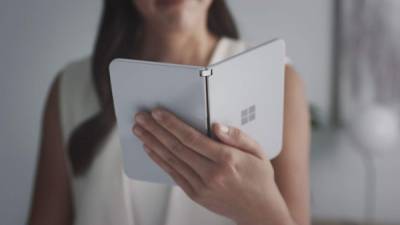 Las nuevas tabletas Surface se abren y cierran como libros.