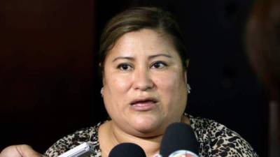 La diputada Welsy Vásquez afirma que no se debe pensar en política por el momento.