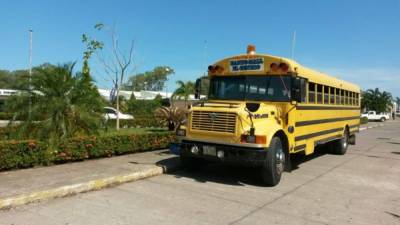 En este bus se conducía la mujer, por ahora no identificada, al momento del asalto en el que fue asesinada por un delincuente.