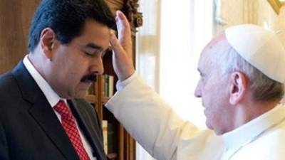 Maduro recibió la bendición del Papa Francisco.