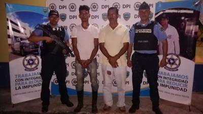 Dos detenidos sospechosos de robar ganado en el Caribe de Honduras.