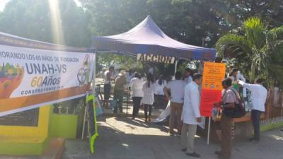 Estudiantes realizan una feria de la salud en El Progreso, Yoro.