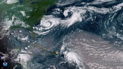 Los expertos del NHC, con sede en Miami, vaticinan un 'ligero fortalecimiento adicional' de Chris hoy, para 'debilitarse' y convertirse en un sistema post-tropical el jueves por la noche.
