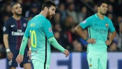 BARCELONA, SPAIN - MARCH 8: Sergi Roberto of FC Barcelona (center) celebrates his winning goal with Arda Turan, Luis Suarez, Neymar Jr during the UEFA Champions League Round of 16 second leg match between FC Barcelona and Paris Saint-Germain (PSG) at Camp Nou on March 8, 2017 in Barcelona, Spain. (Photo by Jean Catuffe/Getty Images)