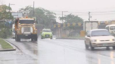Esta mañana se han registrado lluvias en Tegucigalpa. (Foto tomada de Hoy Mismo).