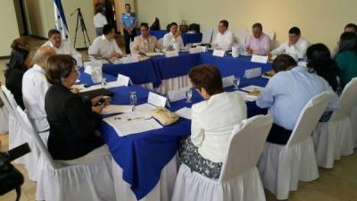 El pleno de la Corte Suprema de Justicia en una reunión en Gracias ayer.