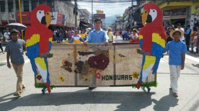 Progreseños celebran la independencia de Honduras.