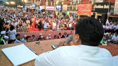 Santosh Kumar durante un acto de proselitismo.