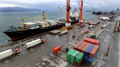 Imagen de la terminal marítima de Cortés, la más importante del país.