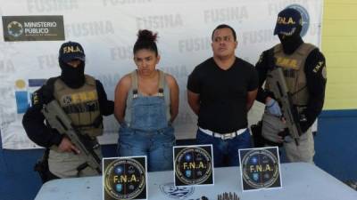 Los detenidos: Rosa Bertha Marroquín Almendares (18) y Randi Xavier Zelaya Gonzales (24).