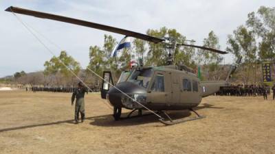 Los helicópteros son tipo Bell UH-1H informaron fuentes gubernamentales.