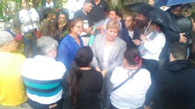 Los familiares recibieron muestras de pesar.