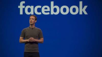 Mark Zuckerberg lanzó la primera versión de Facebook el 5 de febrero de 2004.
