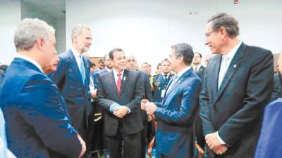 El presidente Juan O. Hernández dialogó con el rey de España, Felipe de Borbón, Jimmy Morales de Guatemala, Iván Duque de Colombia y Martín Vizcarra de Perú.