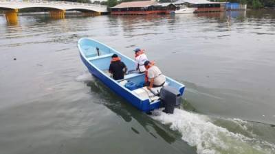 Equipos de rescate reanudan hoy la búsqueda de los dos pescadores desaparecidos.