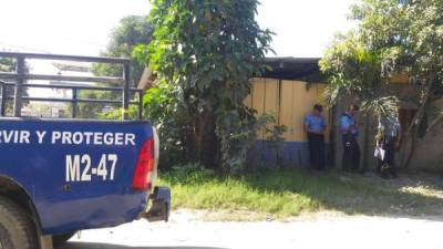 Autoridades policiales se encuentran en el lugar de los hechos.