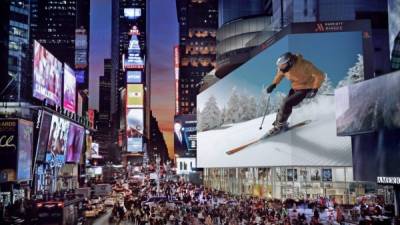 La pantalla gigante de Times Square sorprendió a todos los turistas.