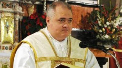 El sacerdote Maks Suard, acusado de pedofilia, reconoció el pasado sábado haber cometido 'acciones graves' contra una adolescente.