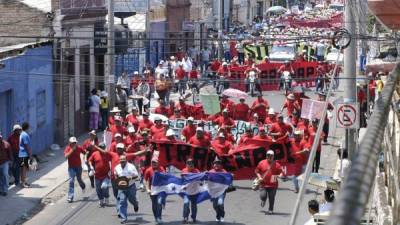 Loa trabajadores protestarán por despidos y violación a sus derechos laborales, señalan.