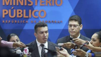 Rolando Argueta, director de fiscales, reiteró la labor del Ministerio Público para confiscar bienes y cuentas bancarias.
