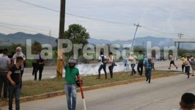 Imágenes de la protesta en el peaje en construcción ubicado en San Manuel, Cortés, que conduce hacia El Progreso, Yoro.