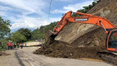 El paso colapsó en la comunidad de El Metal, Cucuyagua, Copán.