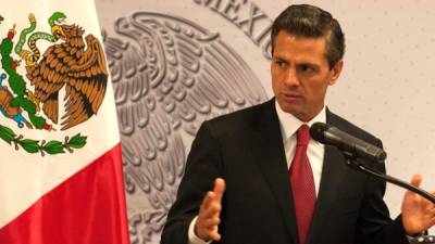 Peña Nieto revoca la licitación a un consorcio chino para un tren de alta velocidad.