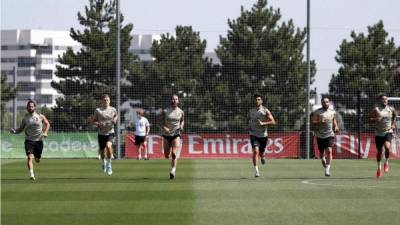 Isco, Toni Kroos, Sergio Ramos, Marco Asensio, Dani Carvajal y Mariano Díaz en el último entrenamiento del Real Madrid antes de recibir al Mallorca.