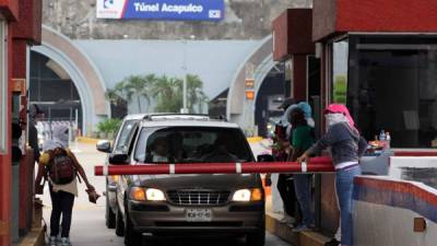 Gobierno mexicano toma el control de 13 municipios por la desaparición de los 43 estudiantes.