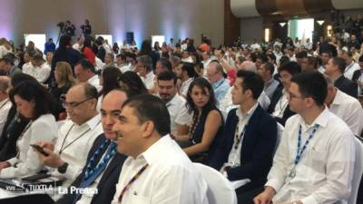 Empresarios participan en el I Encuentro Empresarial Mesoamericano, en el marco de la XVII Cumbre de Jefes de Estado y de Gobierno del Mecanismo de Diálogo y Concertación Tuxtla, este jueves, en San Pedro Sula.