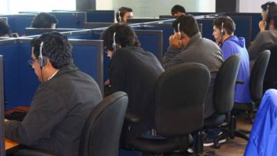 Unos cien mil empleos generarán los Call Centers en los próximos cinco años.