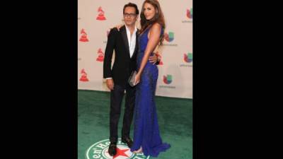 Marc Anthony aparece por primera vez con su esposa Shannon de Lima.