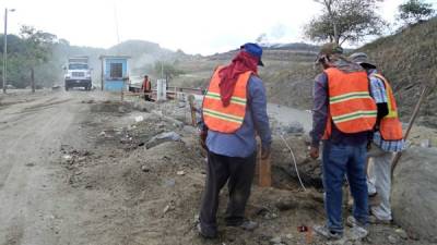 Hay cuadrillas trabajando en el predio donde funciona el botadero. Foto: Franklyn Muñoz