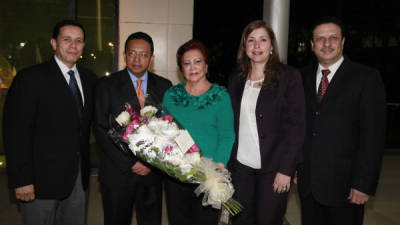 Gerardo Rivera, Carlos Amaya, Hilda Córdoba, Ada Pacheco y Oswaldo Figueroa.