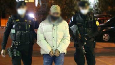 Las fuerzas de seguridad de Guatemala capturaron al presunto narcotraficante Carlos Enrique Cáceres Molina, reclamado por Estados Unidos para su extradición. EFE